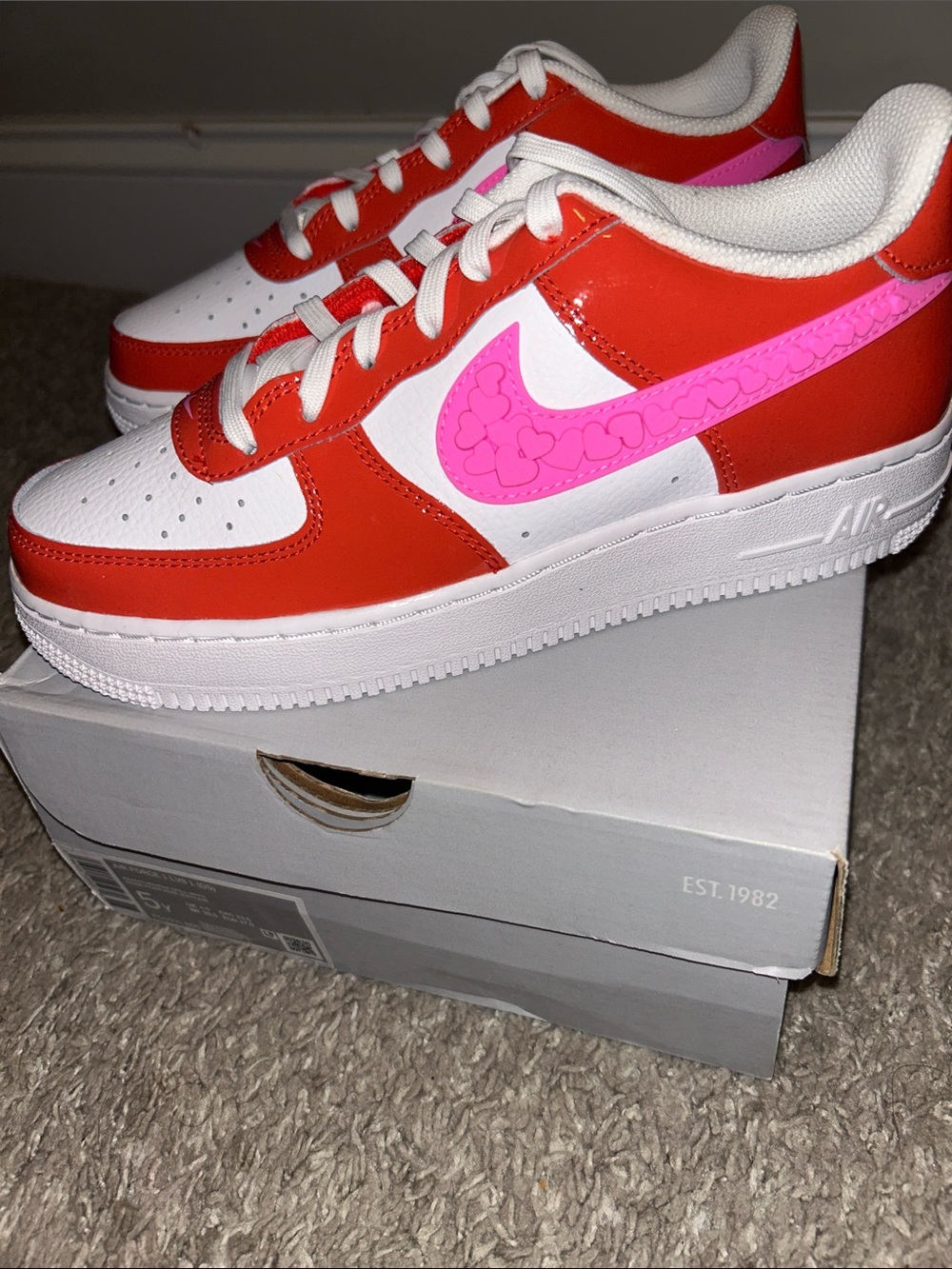 Nike Low-Top Sneakers — White, Red & Pink Accents - Picture 5 of 8